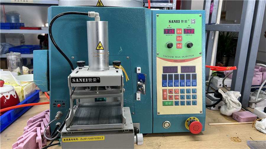 Yiwu Landy Jewelry Co., Ltd.