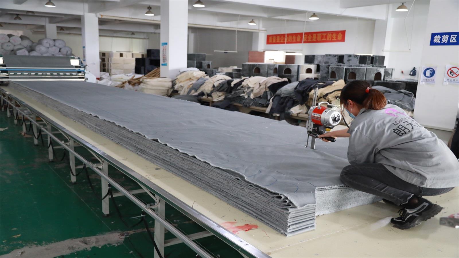 Hefei Longnew Pet Products Co., Ltd.