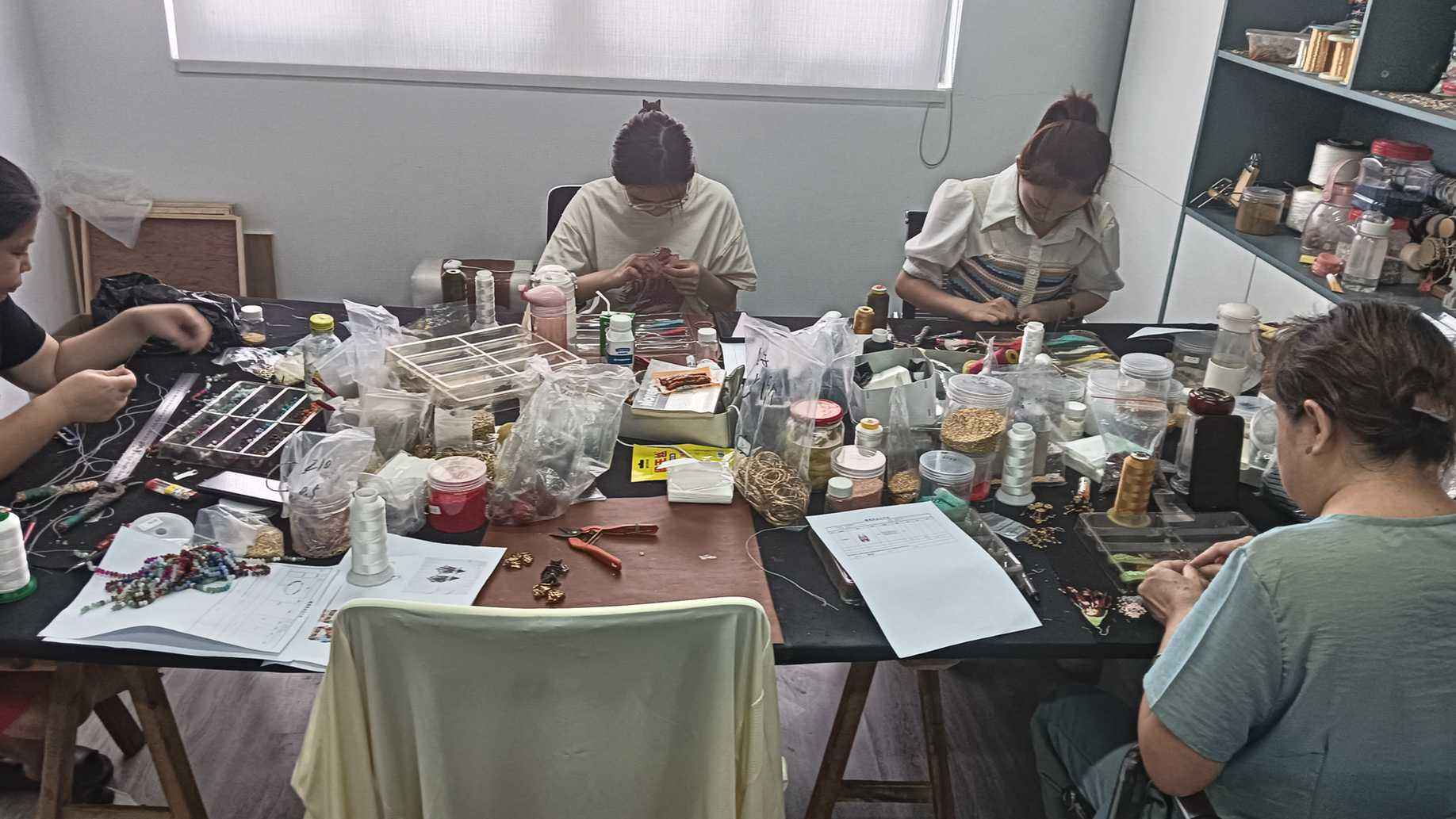 Yiwu Lancui Jewelry Co., Ltd.