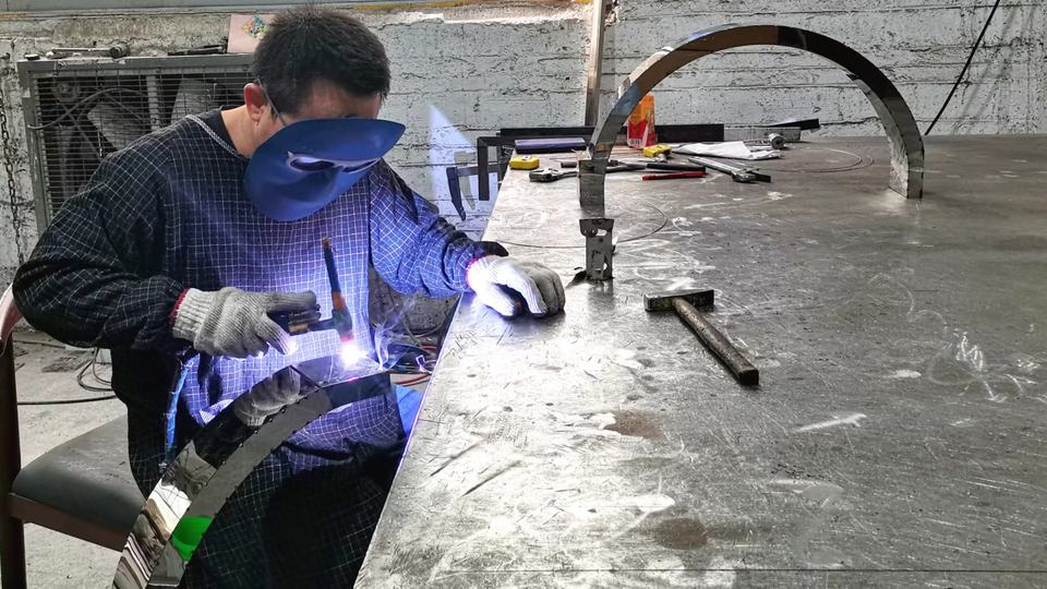 Company Overview Foshan Xuanzhen Furniture Co., Ltd.