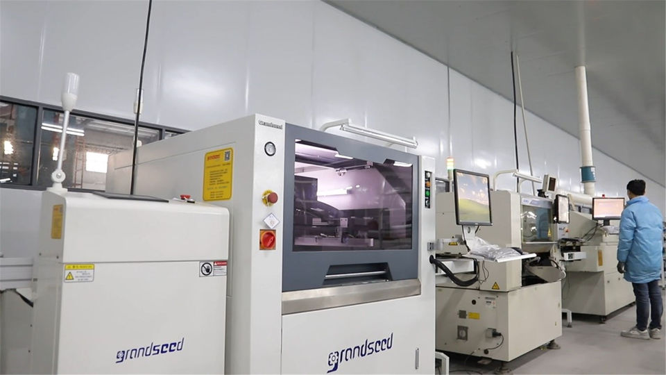 Company Overview Yangzhou Phoebus Outdoor Lighting Co., Ltd.