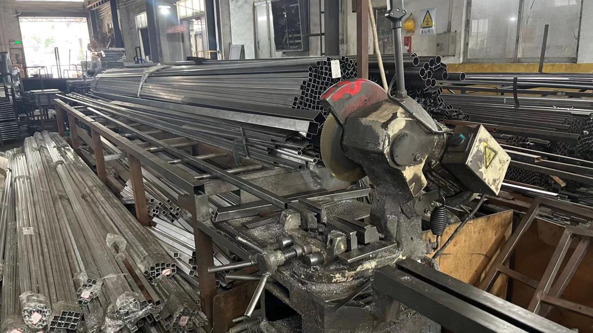 Foshan Yinma Furniture Co., Ltd.