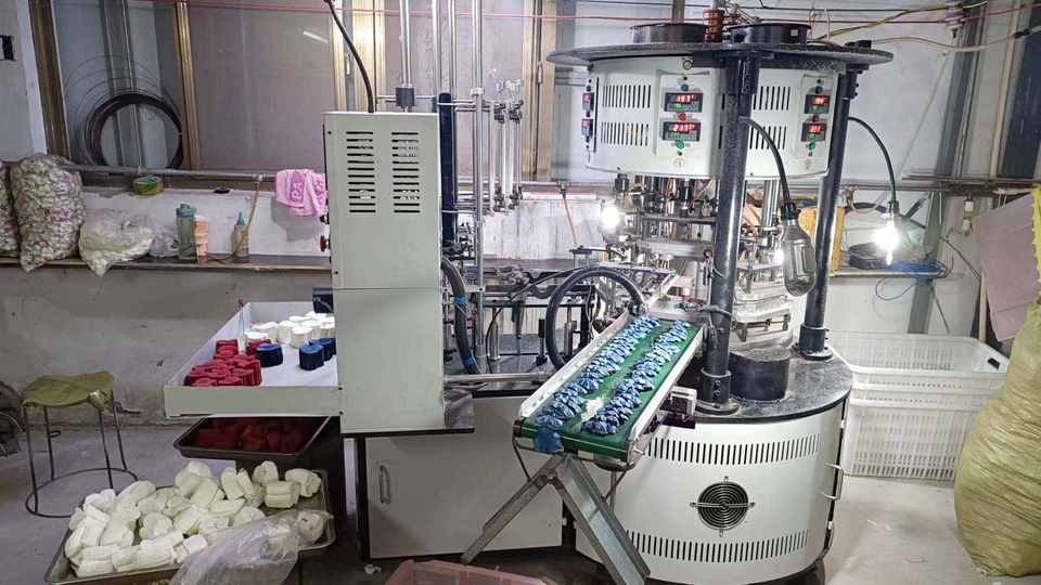 Company Overview Fengqiu Zhaogang Silk Flower Factory