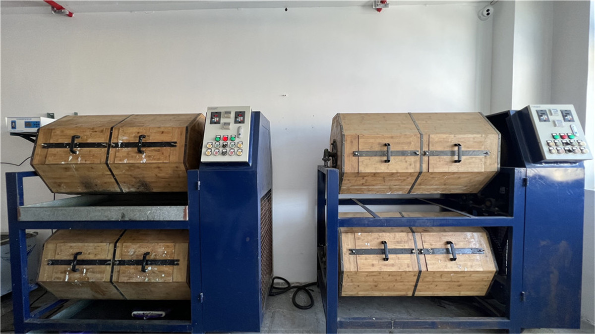 Yiwu Landy Jewelry Co., Ltd.