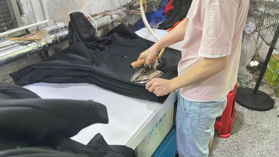 Company Overview Guangzhou Blue Star Clothing Co., Ltd.