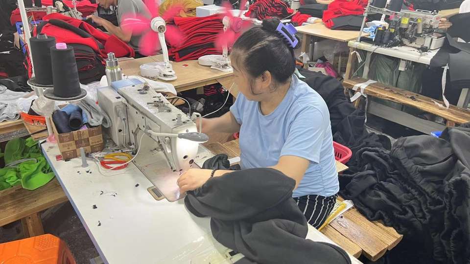 Company Overview Guangzhou Blue Star Clothing Co., Ltd.