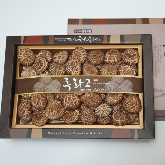 Korean shiitake mushroom dried extract Shinnong Organic Harvest 4~5cm Diameter Black Flower Shiitake Mushroom