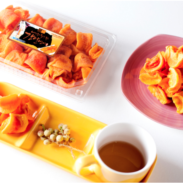 Korean sliced dried persimmon sweet fruit hoshigaki Healthy Snack Food Shinnong 100% Natural Sweet 300g