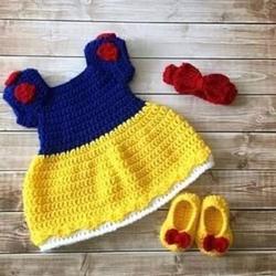 Newborn Baby Kids Hand Made Custom Design Girls Frock Dress With Sock Winter Wool Sweater Dress Made In Bangladesh Age 0-3 Years