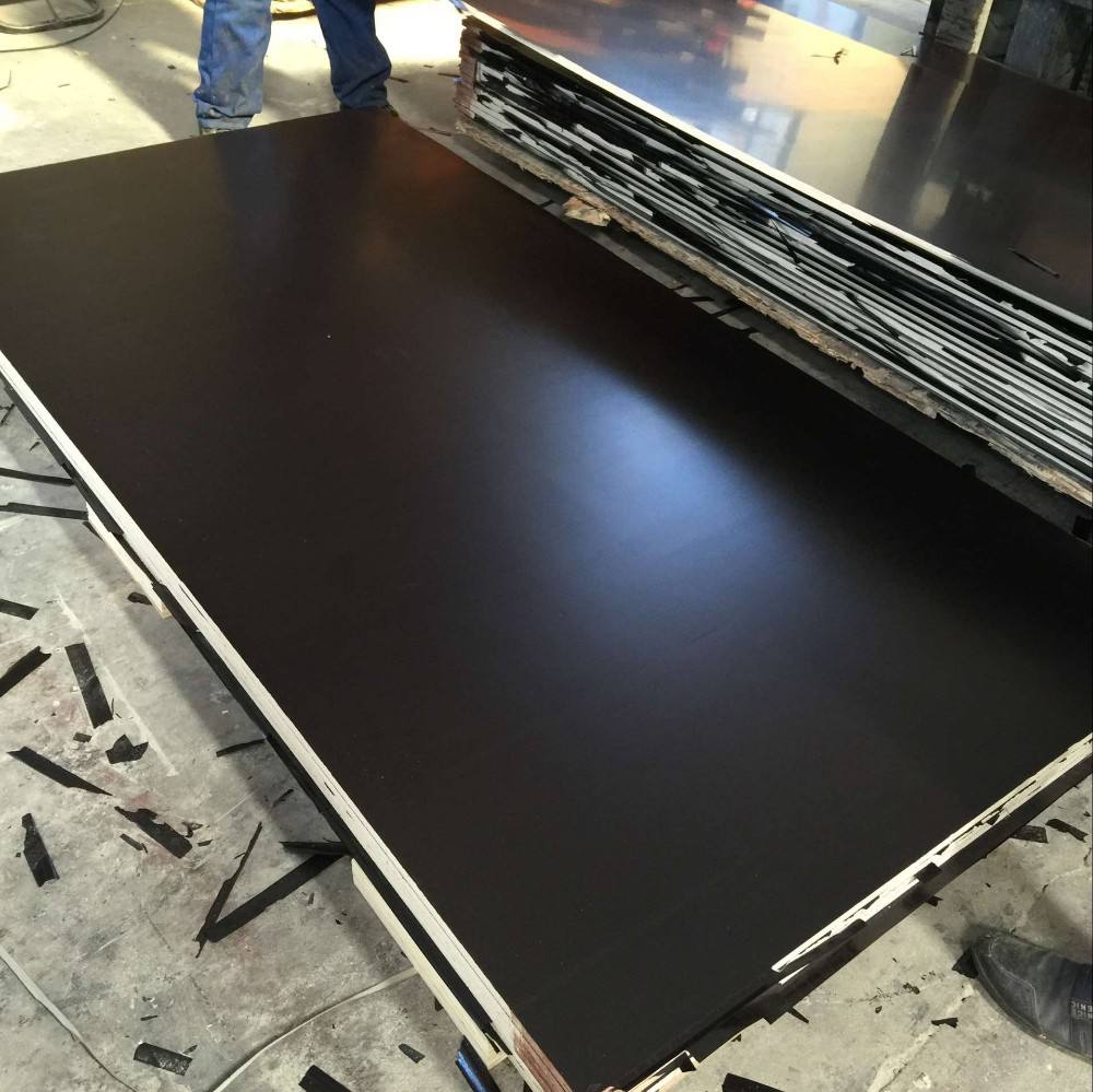 12毫米 18毫米酚醛黑色层压板覆膜面临关闭硬木胶合板施工