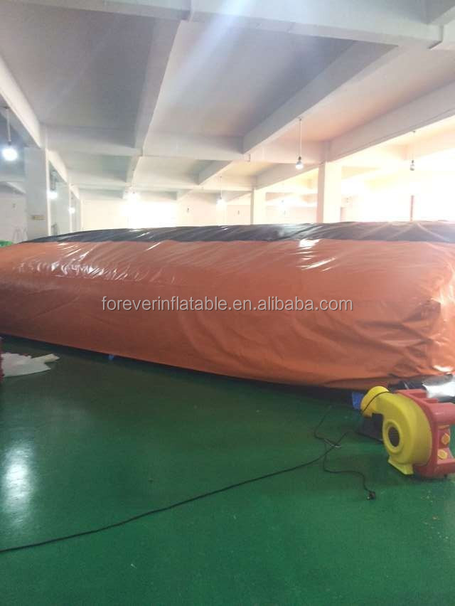 定制充气滑雪气囊,充气自由气囊