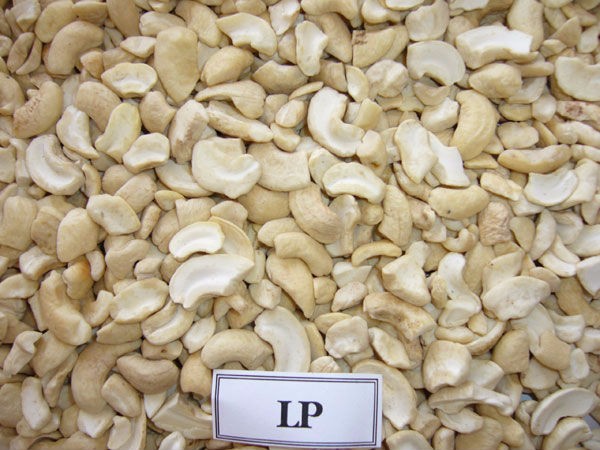 VIETNAM CASHEW NUT GOOD PRICE