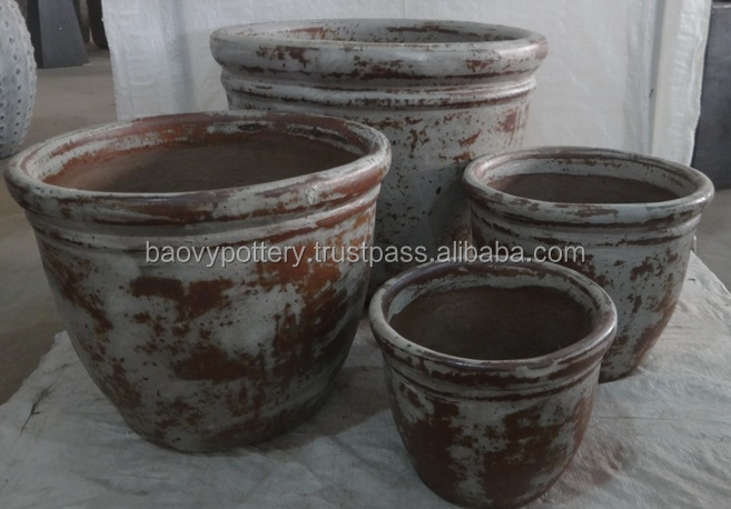Viet Nam Rustic glazed Outdoor Pots, Tall and Round Pots
