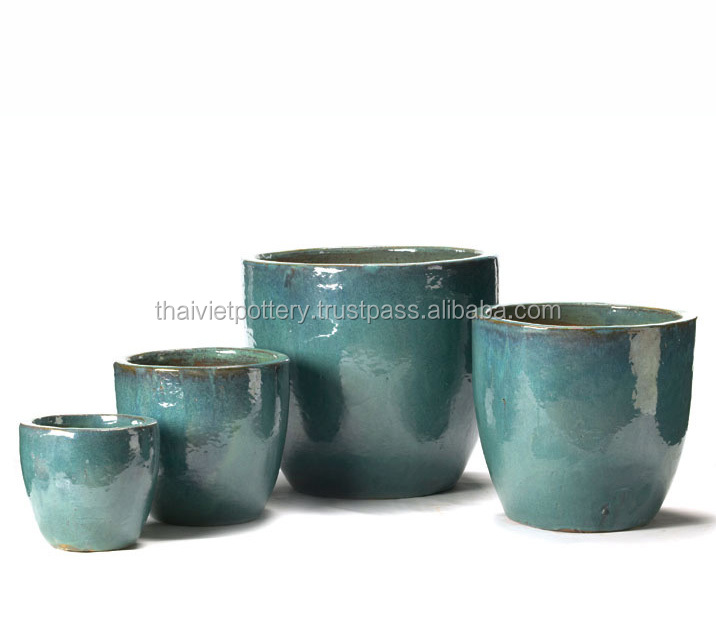 Керамические садовые горшки