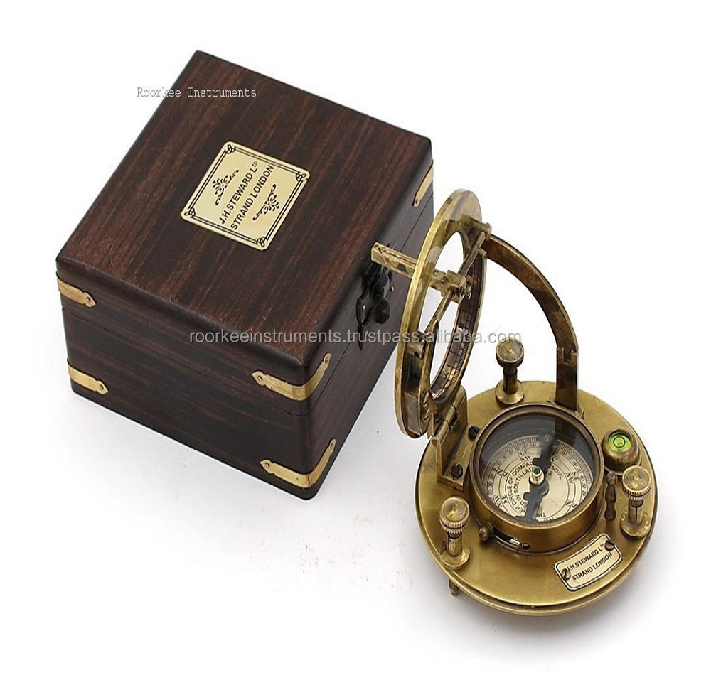 VINTAGE BRASS NAUTICAL POCKET PIRATE COMPASS WITH WOODEN BOX COLLECTIBLE