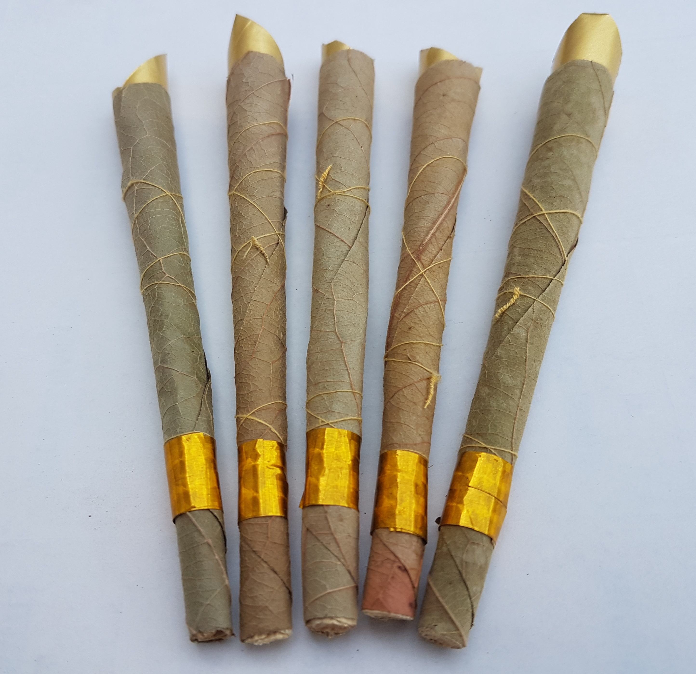 Rasa Alami Daun Digunakan Digulung Kerucut Blunts Membungkus Daun Kerucut B...