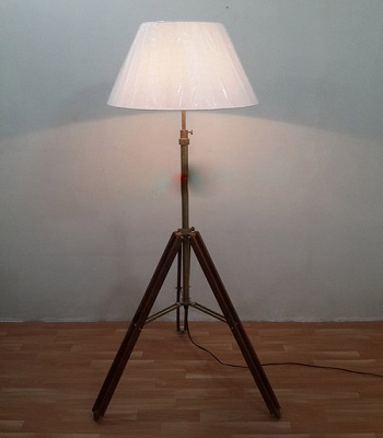 Antique Brass Nautical Floor Lamp Tripod Lighting Stand Shade Lamp Home Decor Buy Stage Floor Lighting Spotlight Fiber Optic Light Vintage Snowman Lights Product On Alibaba Com