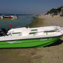 Perahu Serat Kaca Pancing Buatan Turki