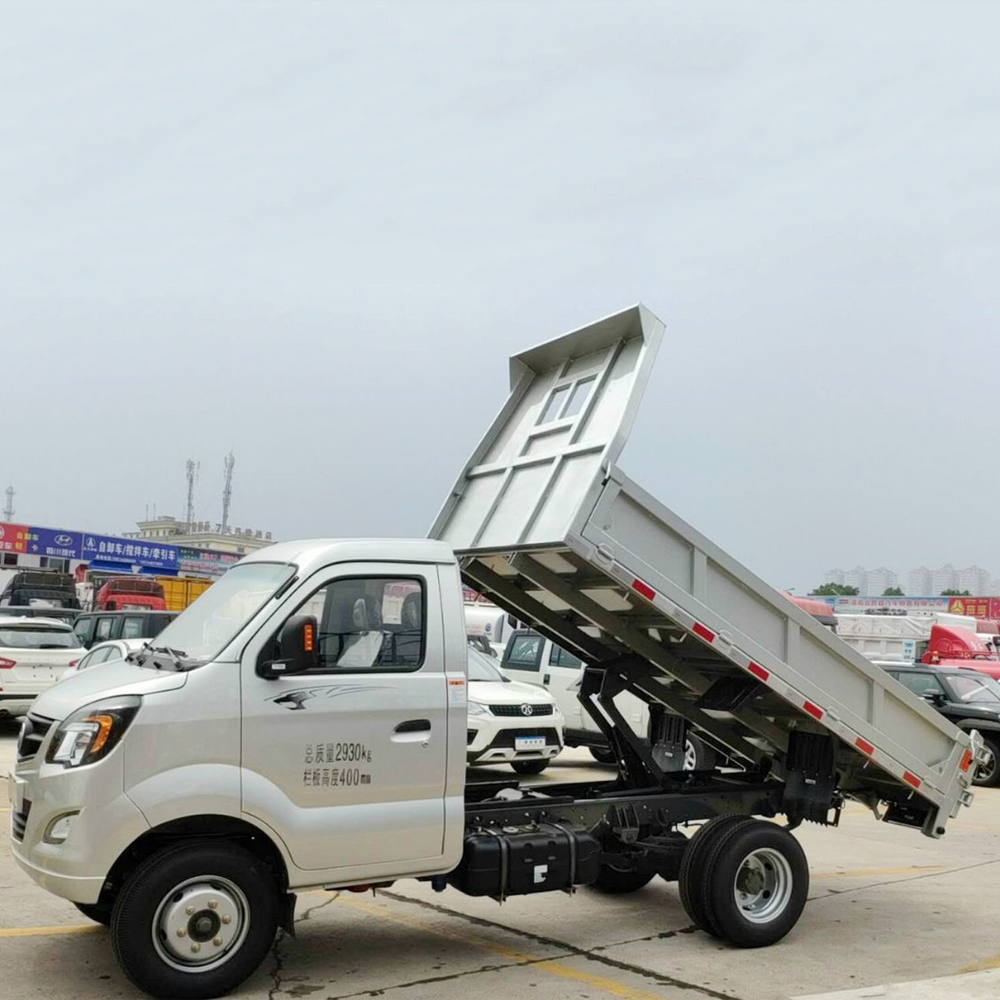 Isuzu elf 7. Мазда титан грузовик 2т. Китайский самосвал грузоподъемность 15 тонн. Самосвал 5 тонник. Самосвал до 3.