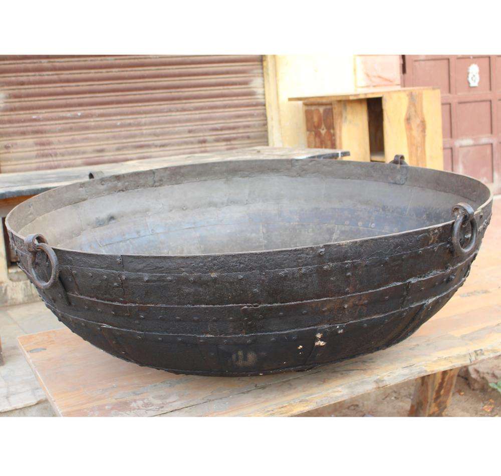 Vintage Outdoor Garden Extra Large Cauldron Fire Pit Made In Cast Iron Indian Fire Bowl Buy Fire Bowl Fire Pit Bowl Outdoor Furniture Product On Alibaba Com