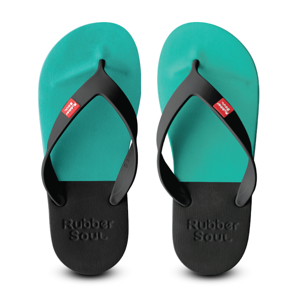girls pink flip flops