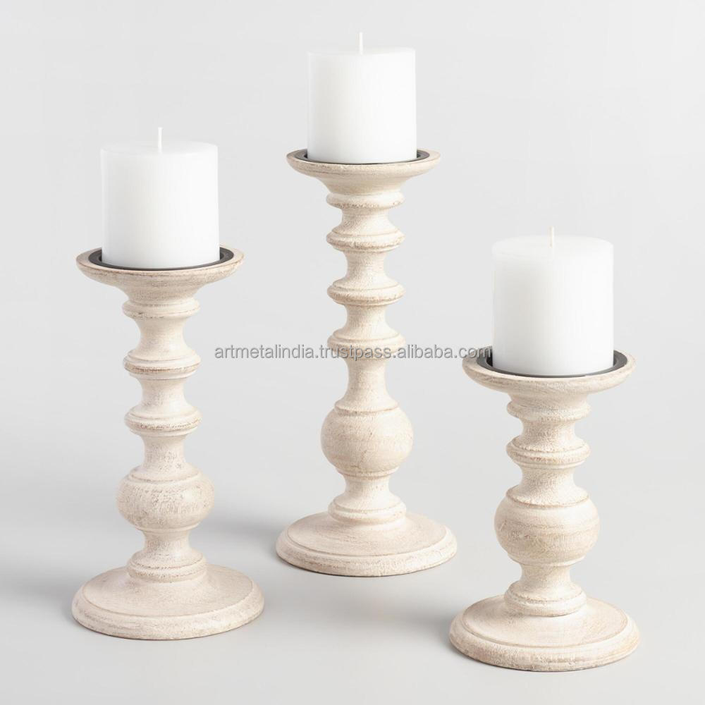 Деревянный подсвечник