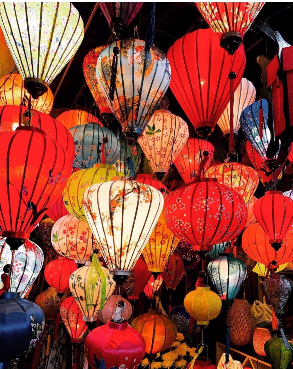 Mid Autumn Festival Silk Lanterns - Vintage Decor Lights