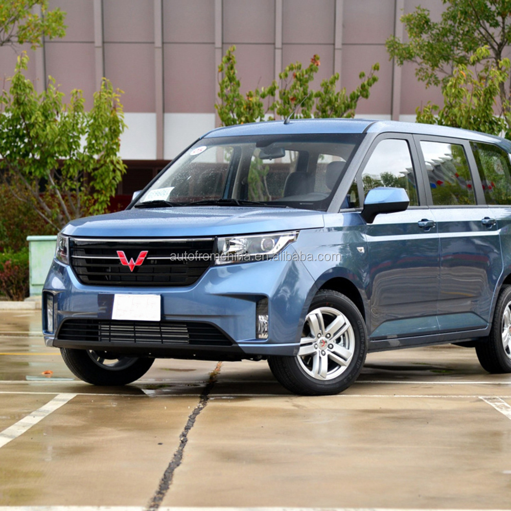 新上汽通用五菱宏光加mpv 7座汽油发动机1.