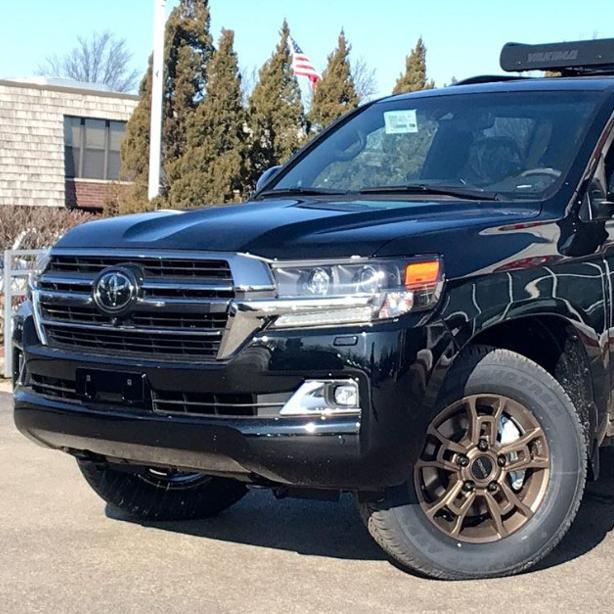Новый 2020 Toyota Land Cruiser Heritage Edition