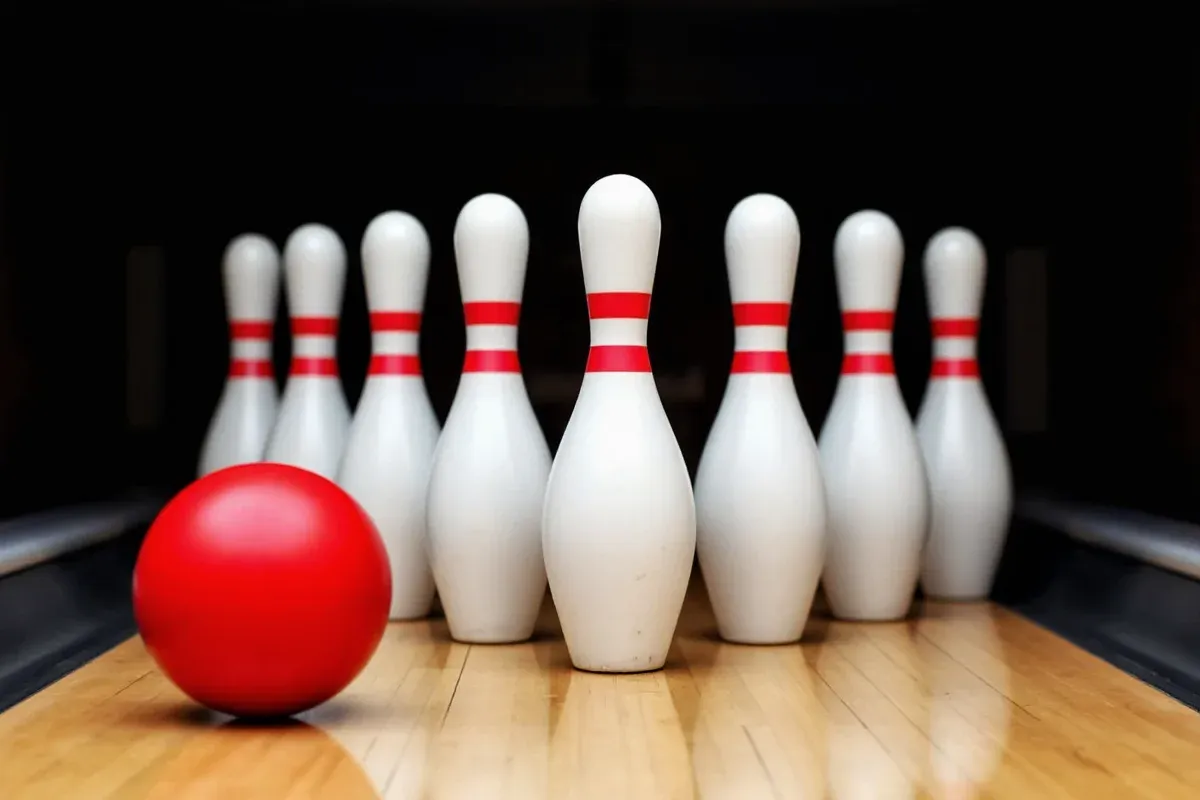 How Many Pins Are There in Bowling? 10 Explained