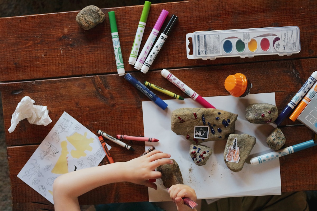 8 Outdoor Activities That Build Confidence in Shy Children