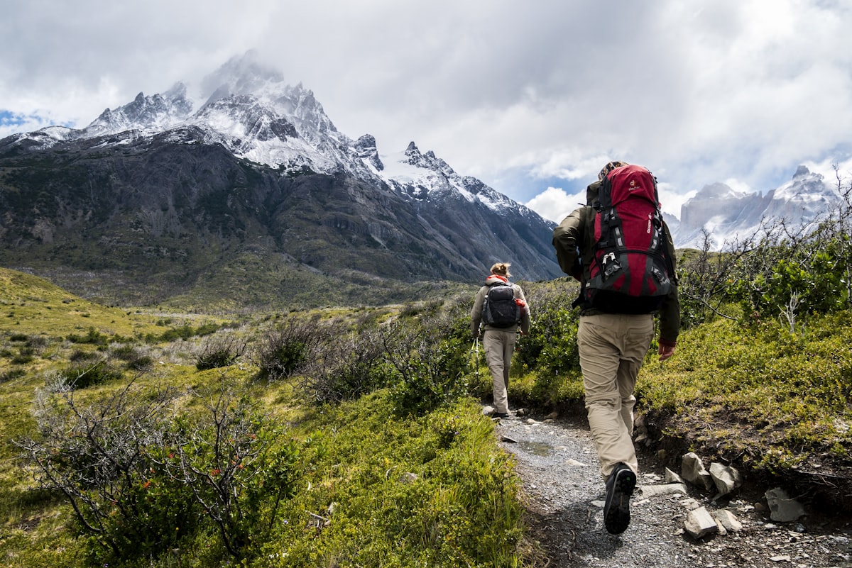 12 Kid-Friendly Hiking Trails: A Beginner Guide for Families (2026)