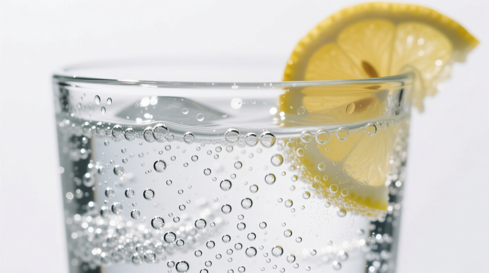 what does club soda taste like