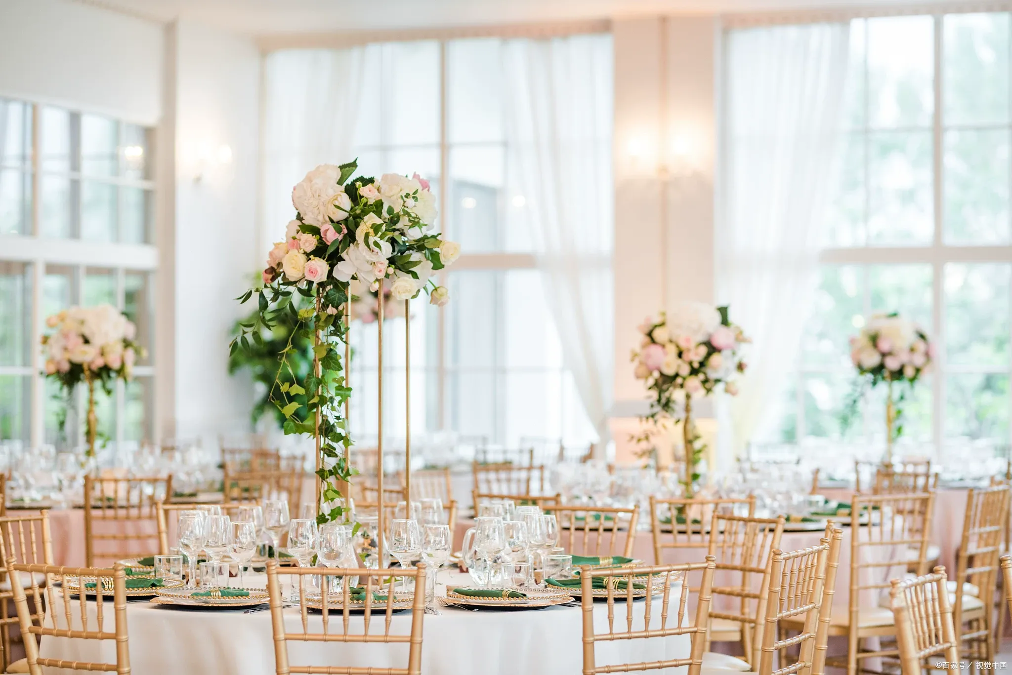 Minimalist Wedding Decor: Under $100 (2026)