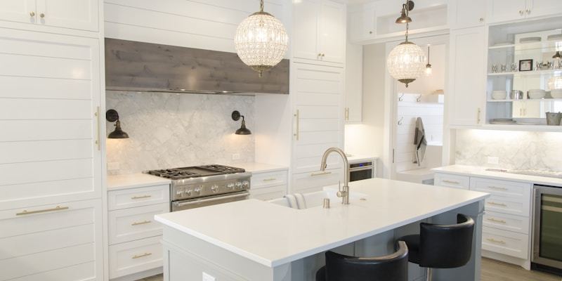 Small kitchen organization ideas with smart storage solutions