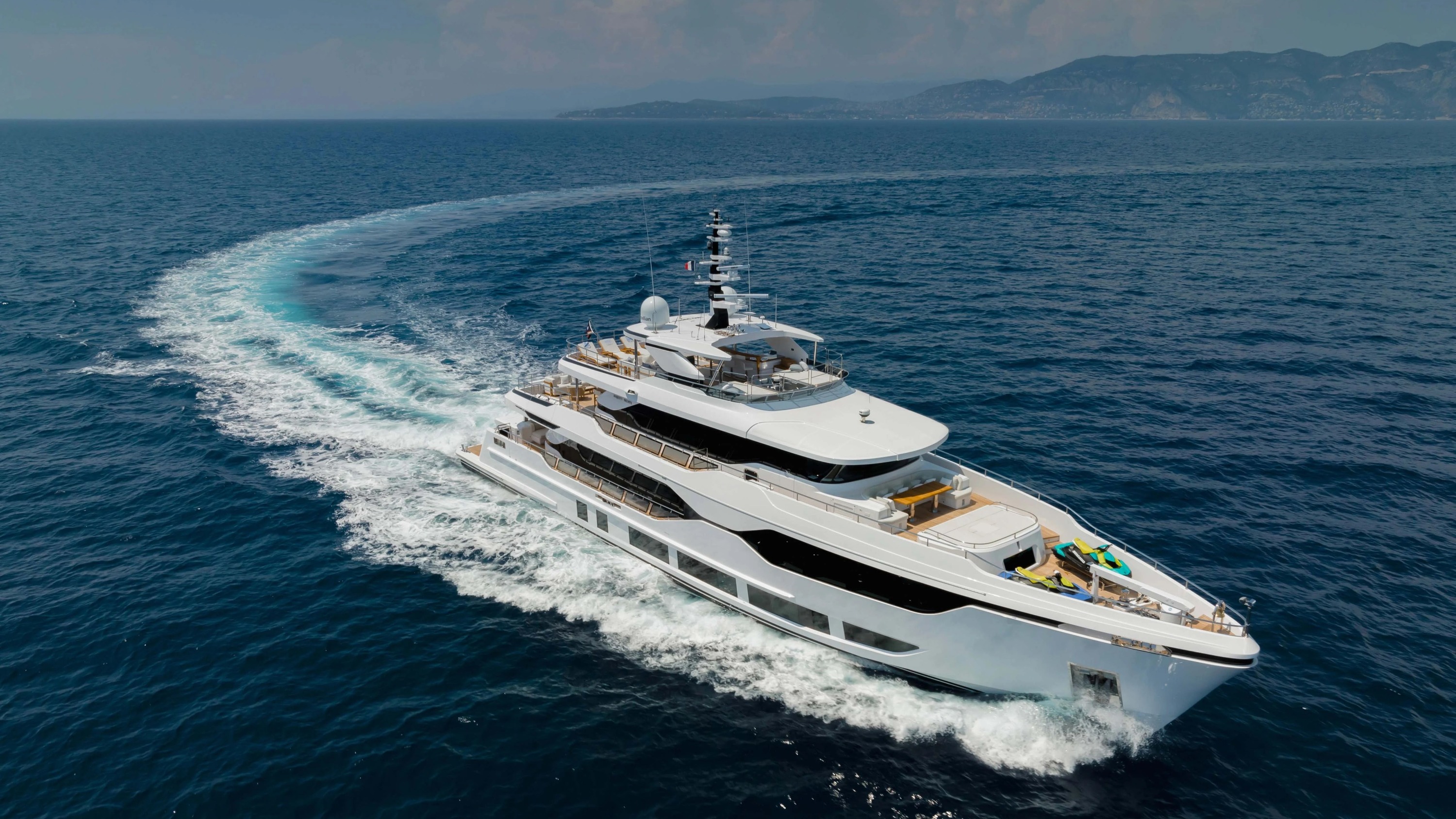 Mega Yacht, 120m, with helipad