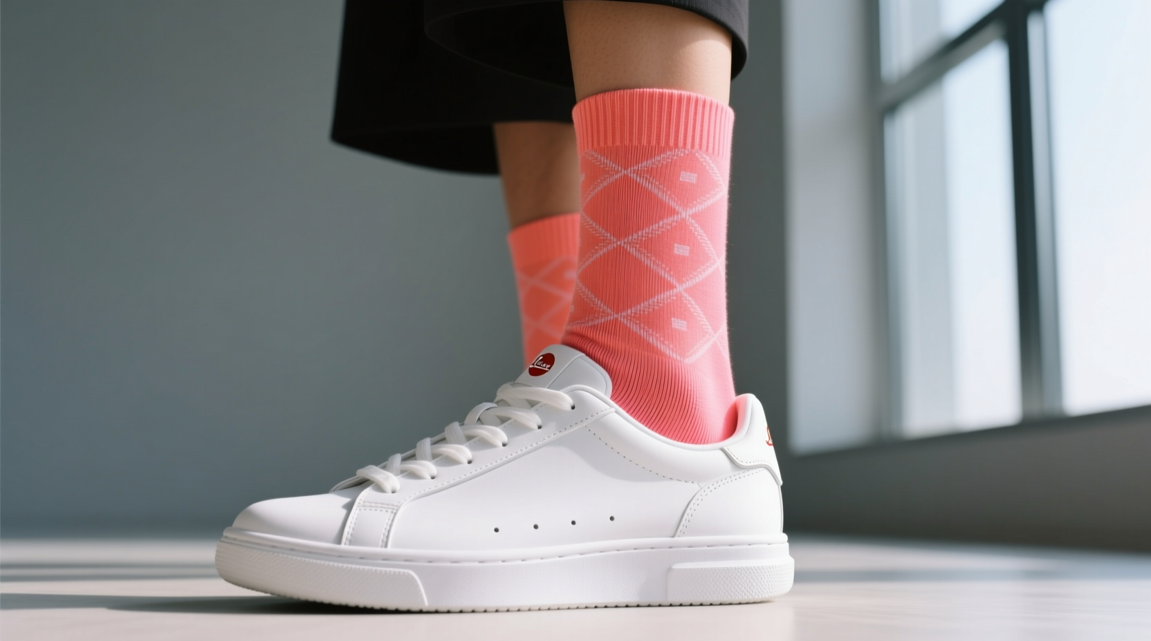how to wear ankle socks with sneakers without them disappearing into your shoes