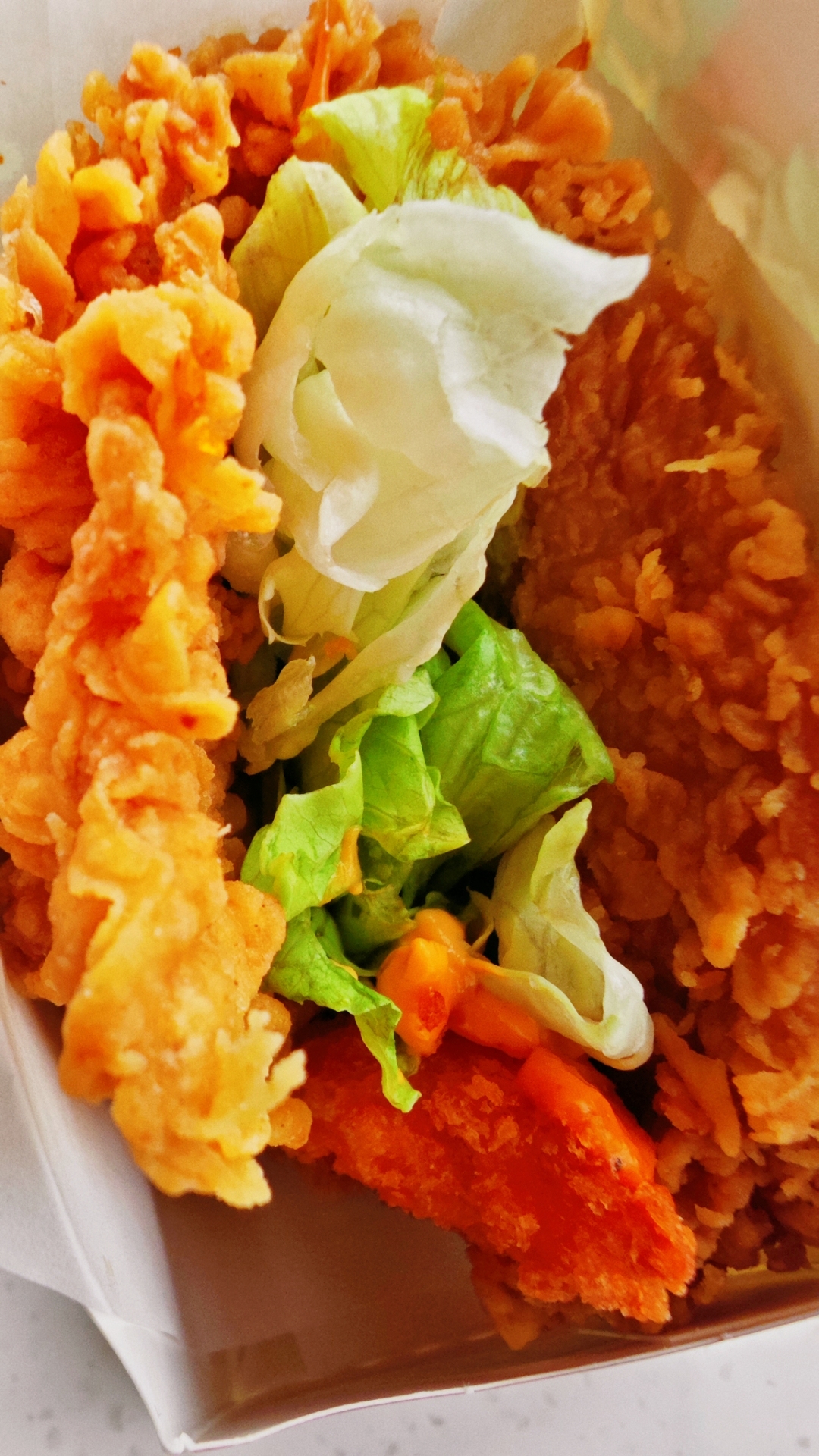 KFC Family Bucket, 12 pieces