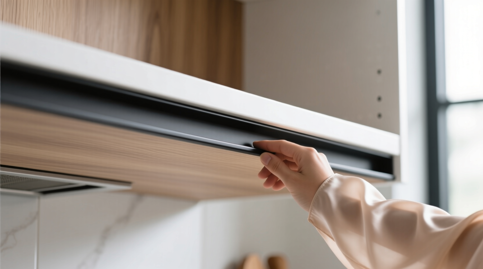 closet shelf edge guards vs rubberized lip trim