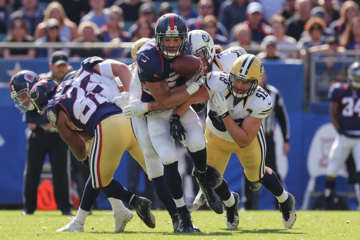 How Long Do American Football Games Last? Full Breakdown
