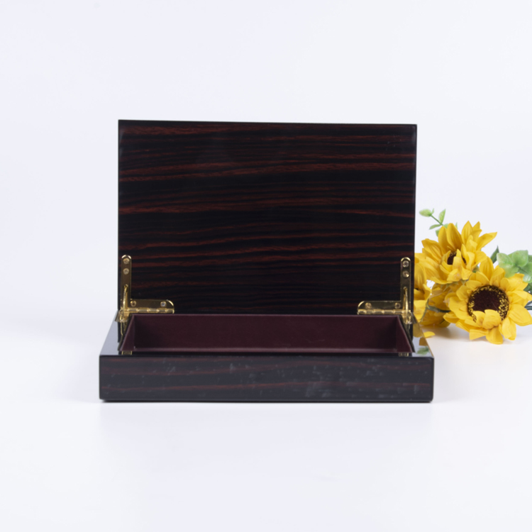 Luxury Decorative Piano Lacquered Wood Gift Dates Box With Lid