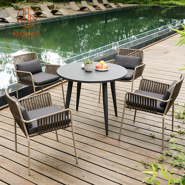 Outdoor Garden Furniture Modern Dining Sets rattan Table and Chairs