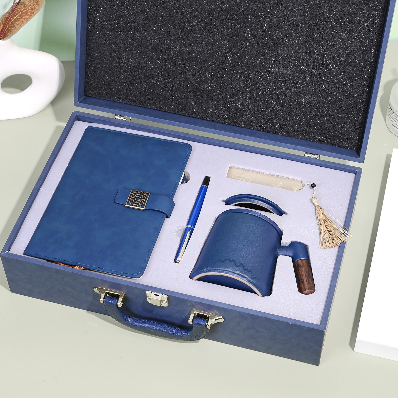 gift for film lovers