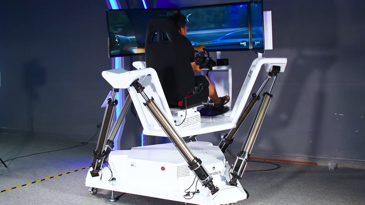 360 Degree Car Racing Game Simulator with 3 Screens and 6 DOF - Ideal ...