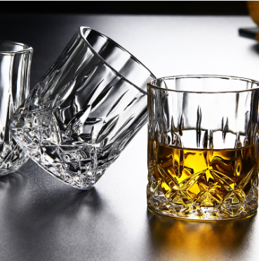 11oz High quality barware elegant drinking cups engraved diamond bottom crystal cut glass cup whiskey glass Tumble