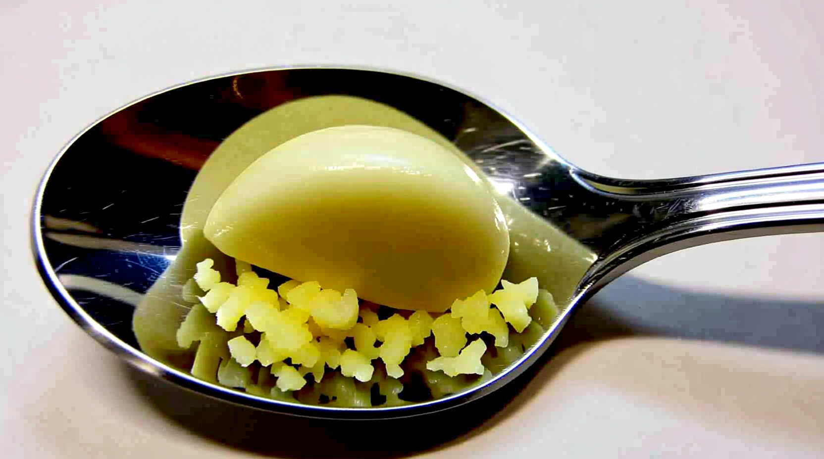 How Many Teaspoons in a Garlic Clove? Exact Conversion