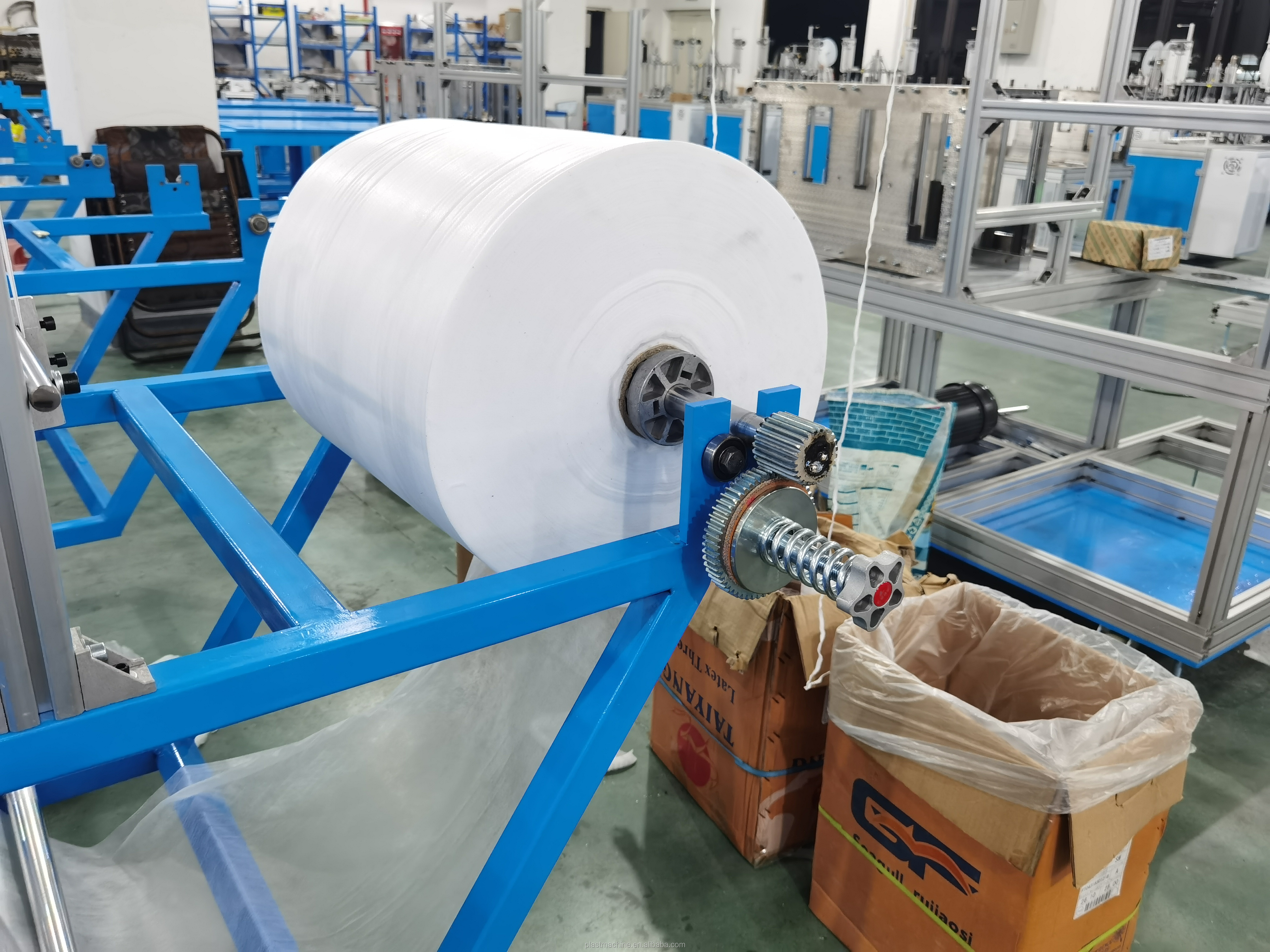 一次性无纺布浴帽机