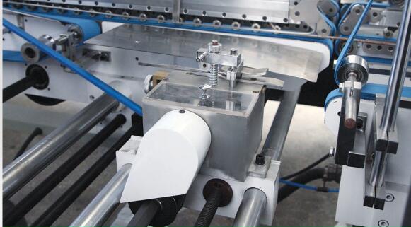 800gsm Cardboard Hook Bottom Lock Box Folding Machine 300m/Min