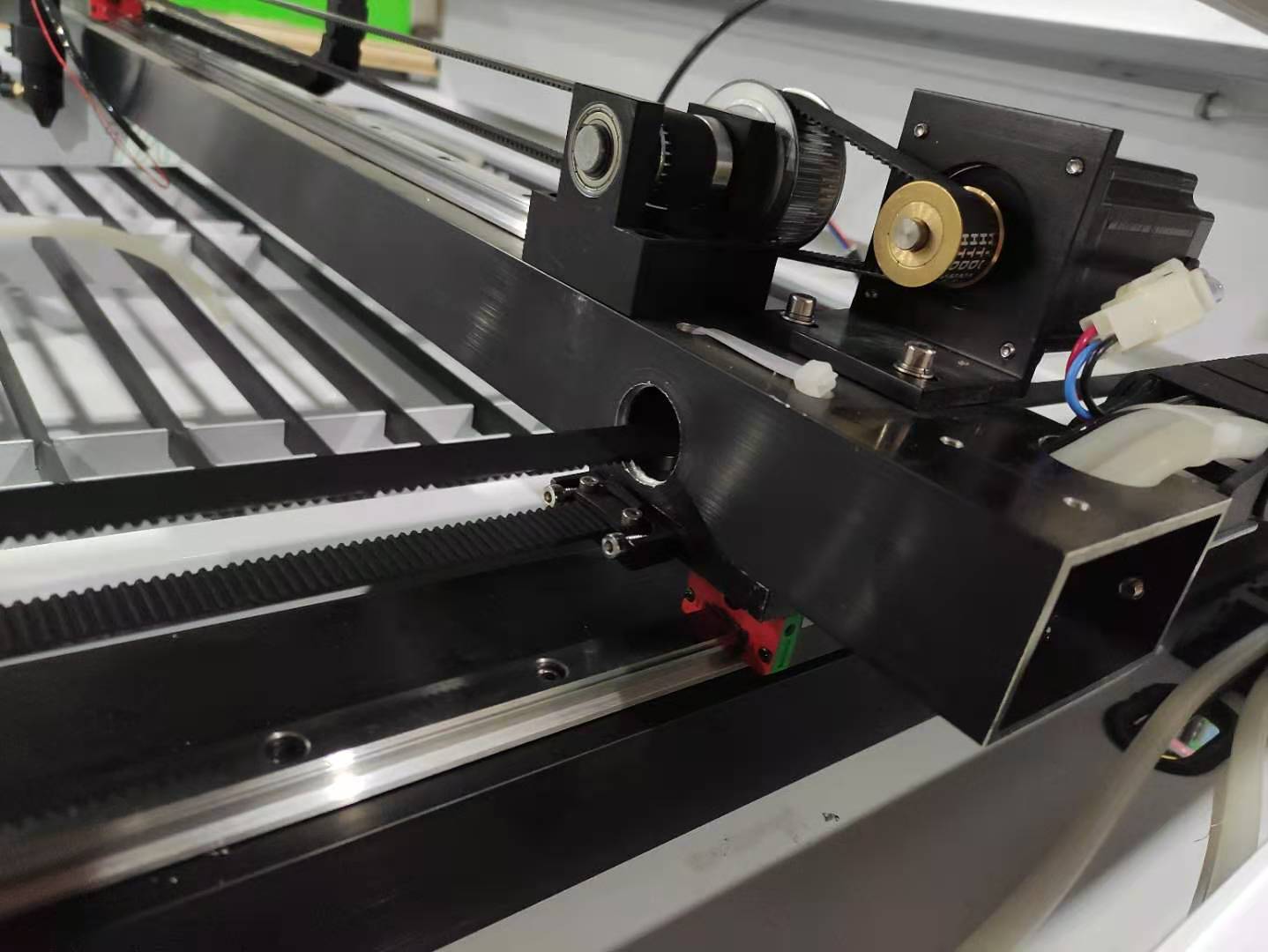 Acrylic Plastic Cloth Wood Laser Cutting Machine 100W CNC Co2 Laser Cutter 4