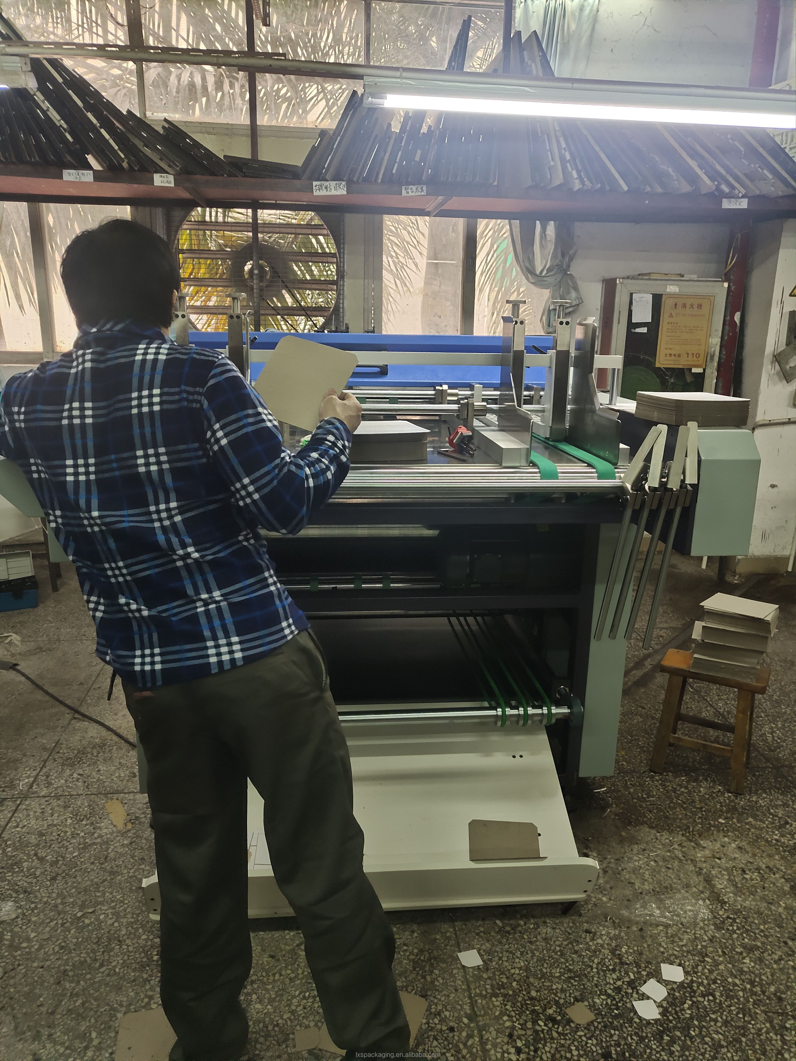 Automatic Roll Cardboard Groove Cutting Machine , Dustless Paper Grooving Machine